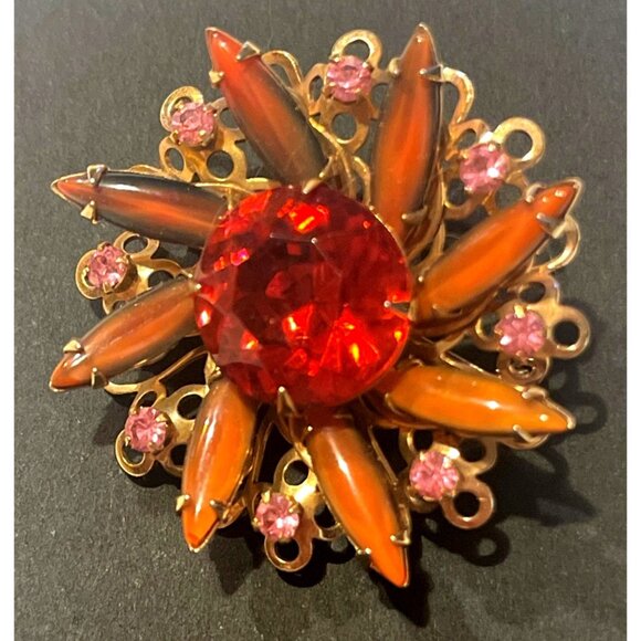 Other Jewelry - Pink and Gold Tone Retro Floral Brooch Vtg Jewelry Atomic Starburst Type Pattern